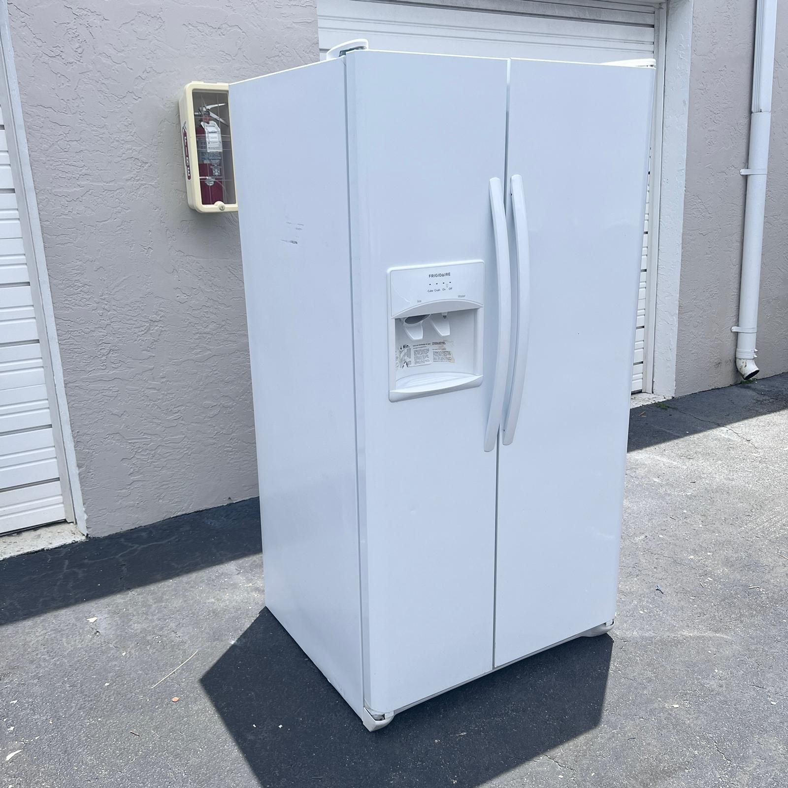 Frigidaire Side by Side Refrigerator Frigidaire Side by Side Refrigerator